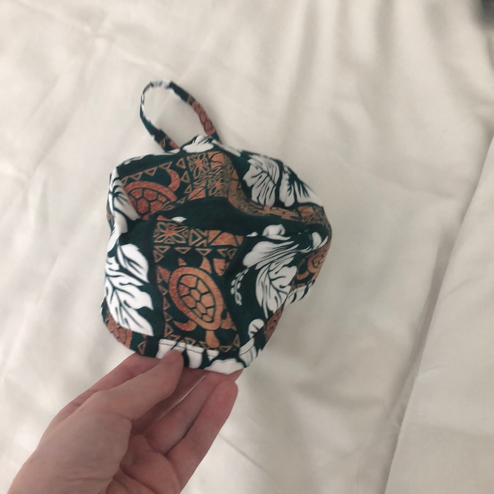 Hawaiian scrub cap